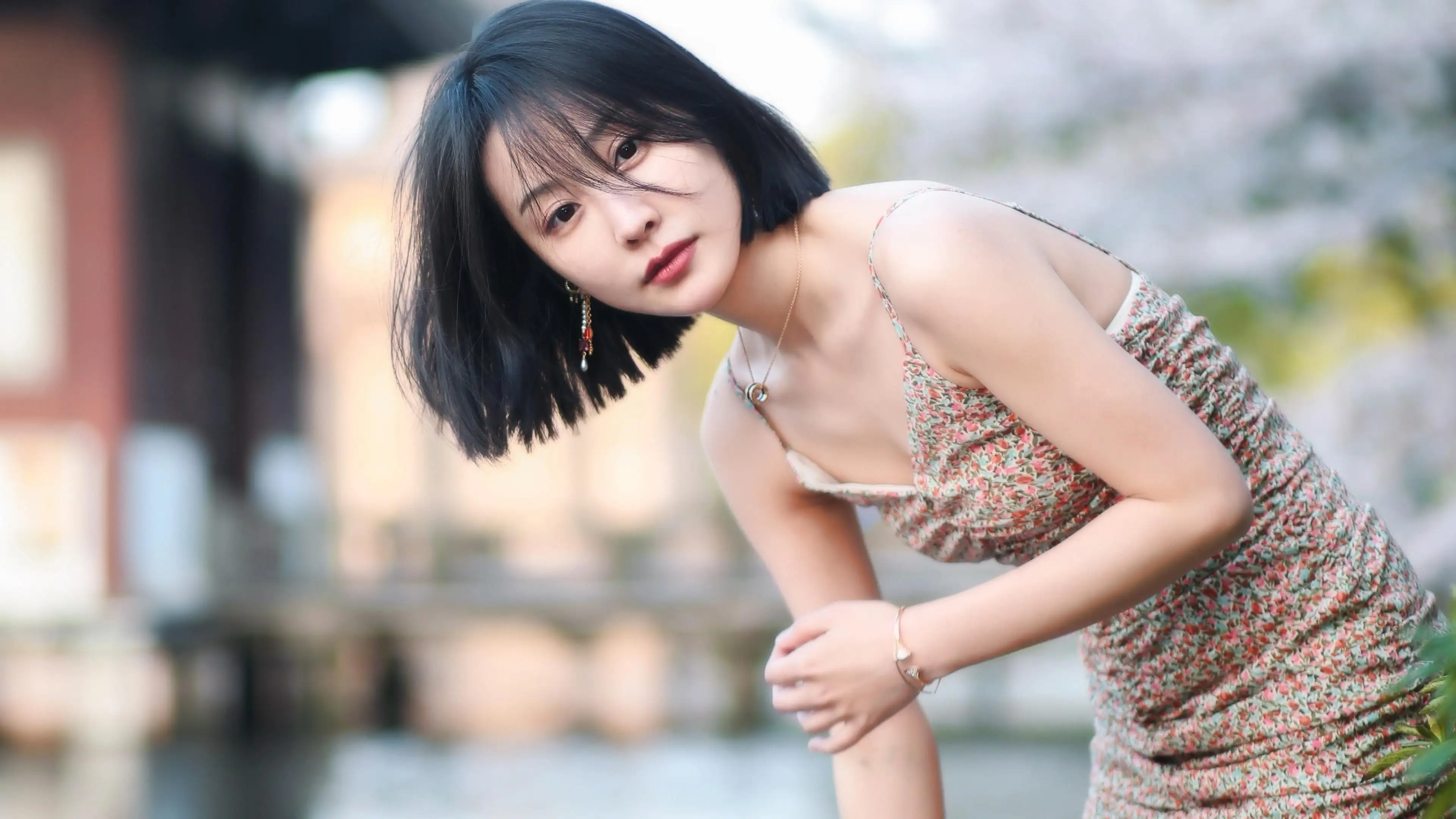 苍南成都伴游小姐姐雅美